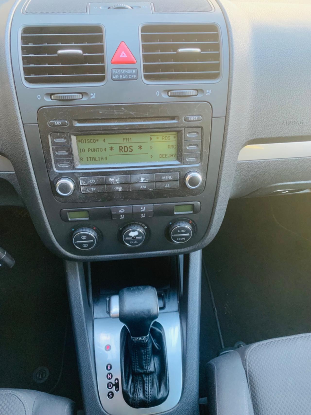 Volkswagen Golf 2.0 TDI 5p. Sportline Ltd.Edition