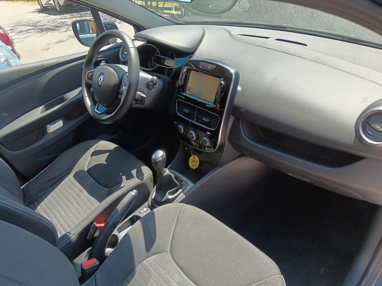 Renault Clio 1.2 75CV LIMITED NUOVISSIMA