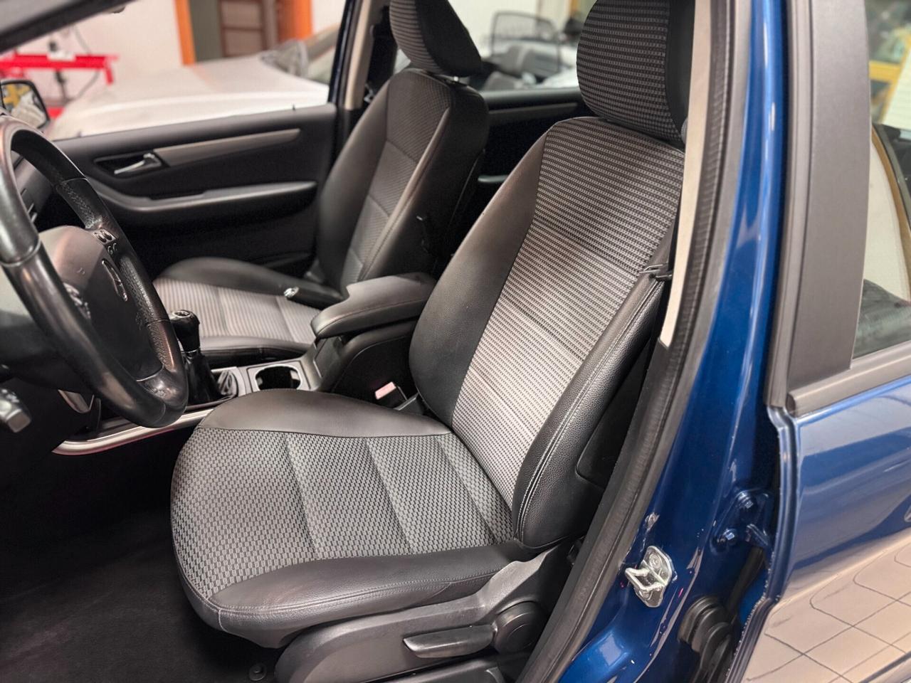 Mercedes-benz A 160 BlueEFFICIENCY Elegance