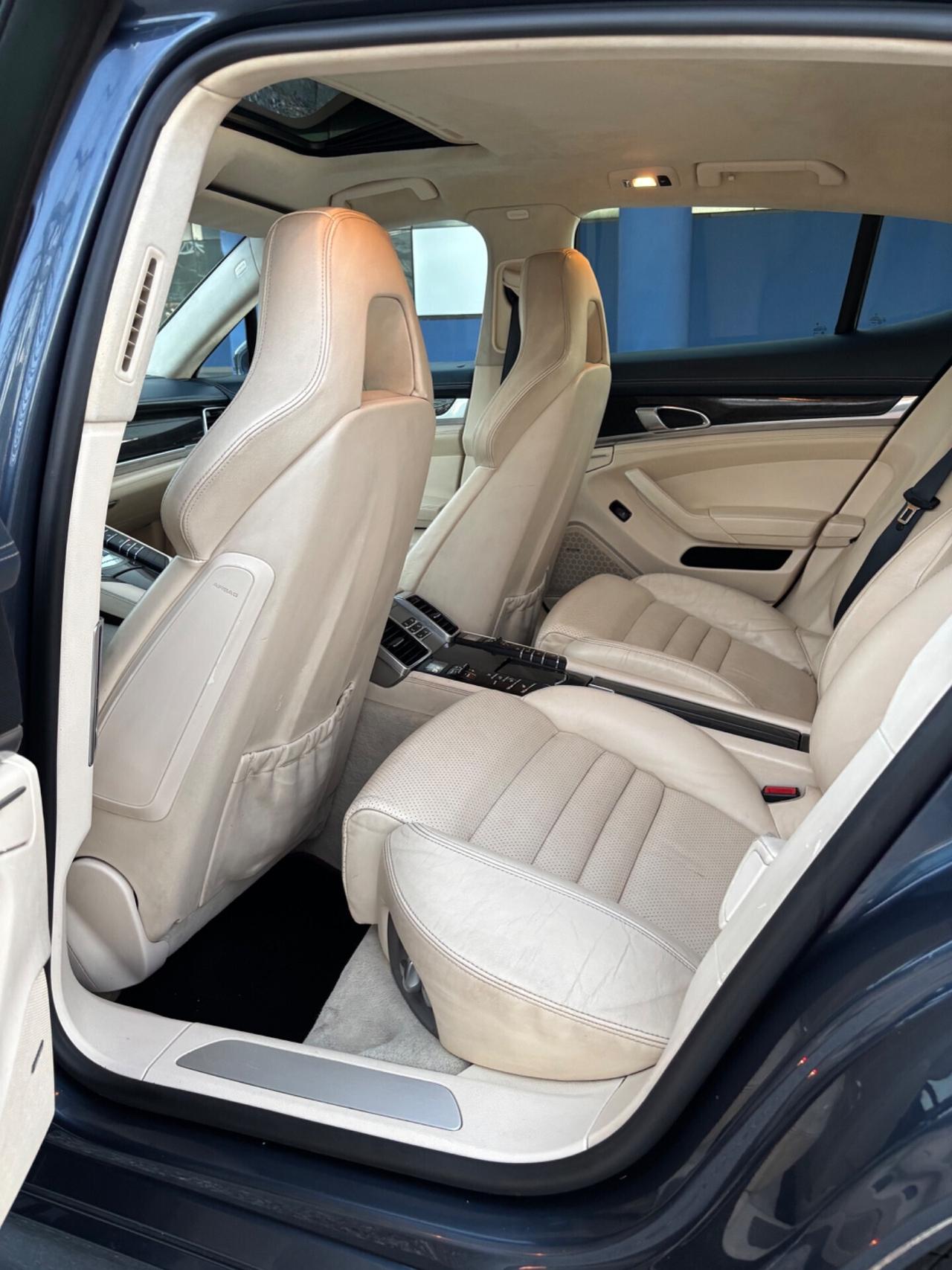 Porsche Panamera 4.8 TURBO S V8 500CV