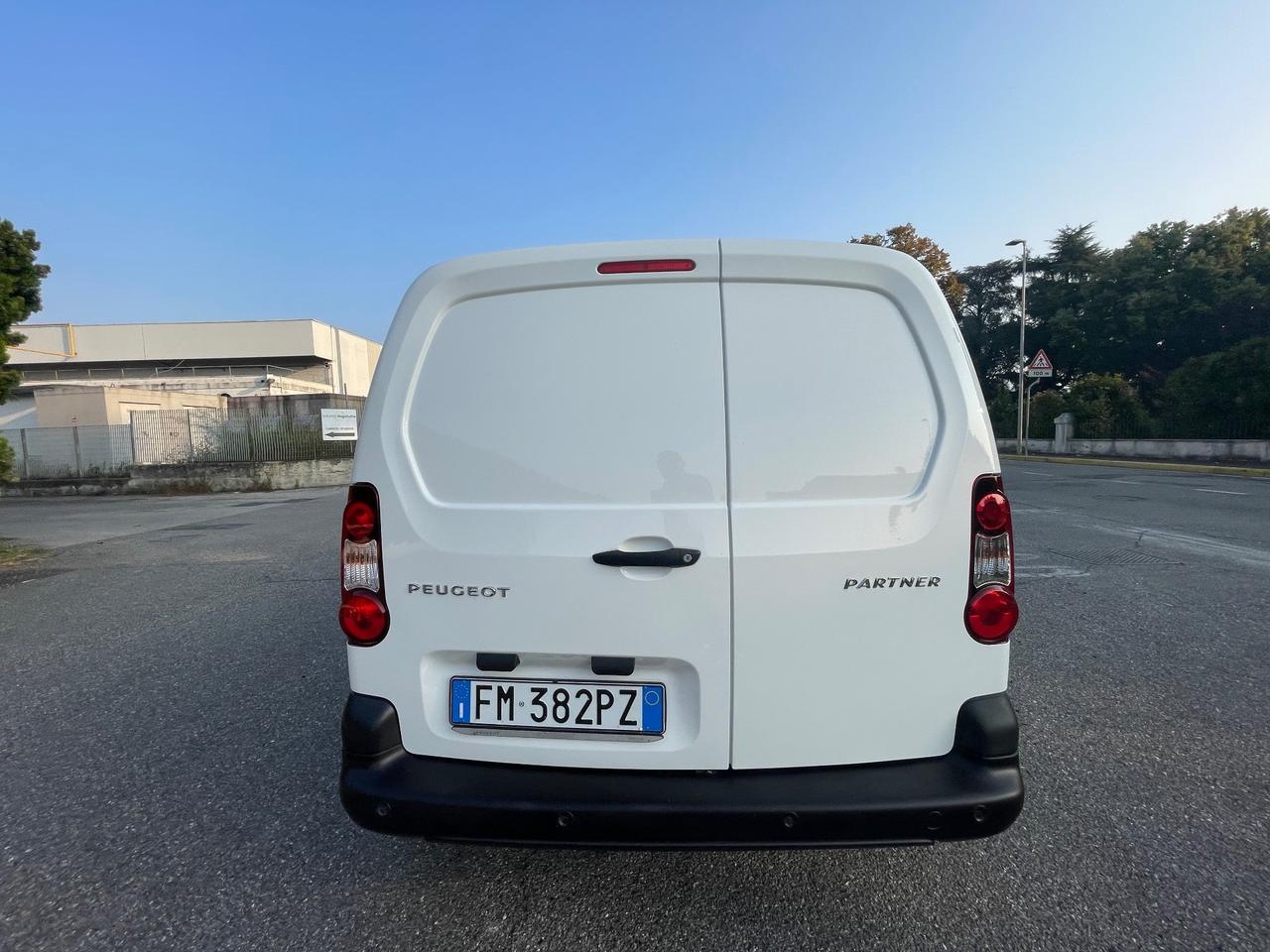 Peugeot Partner BlueHDi 75 L1 Furgone Pro