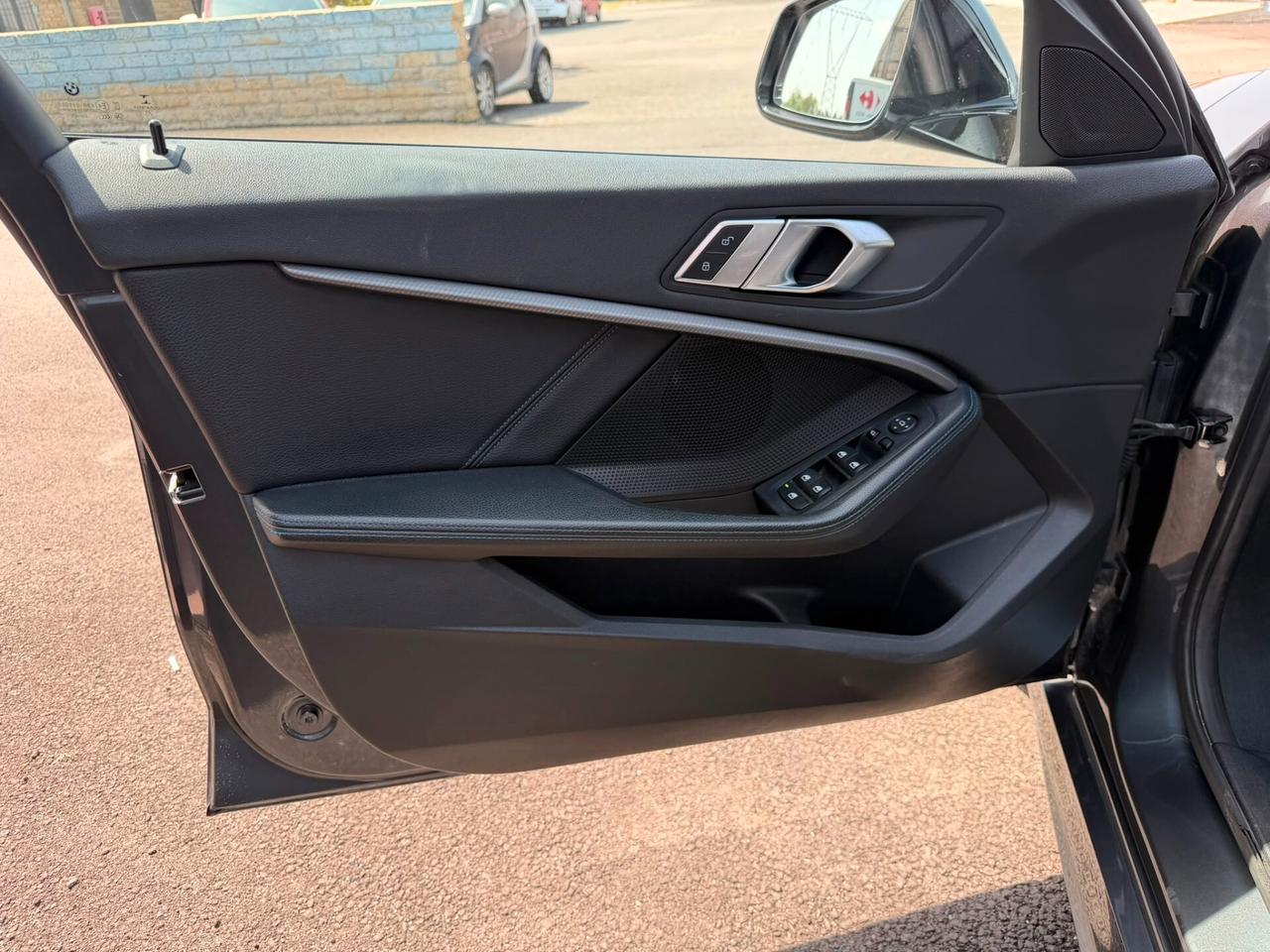 Bmw 118 118d 5p. Msport