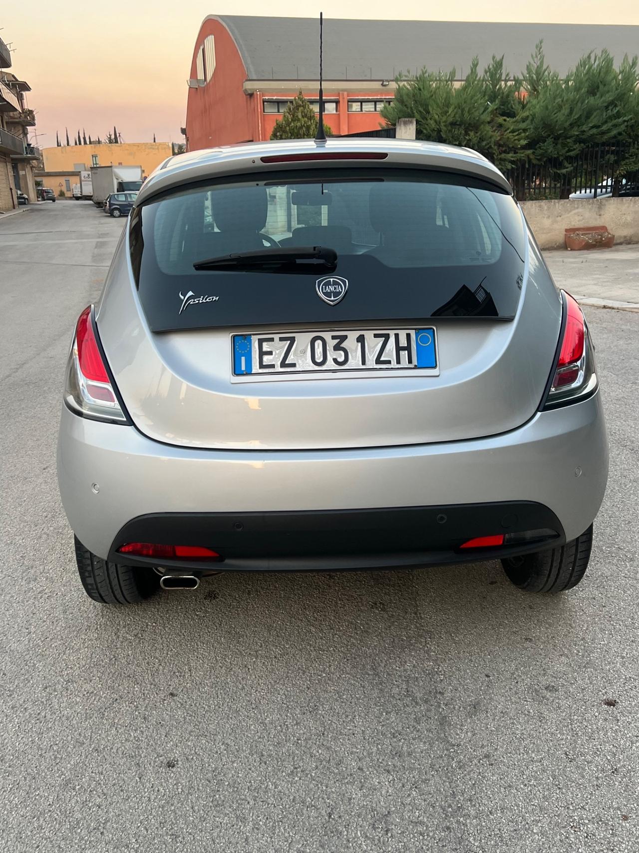 Lancia Ypsilon 1.3 MJT 16V 95 CV 5 porte S&S Elefantino