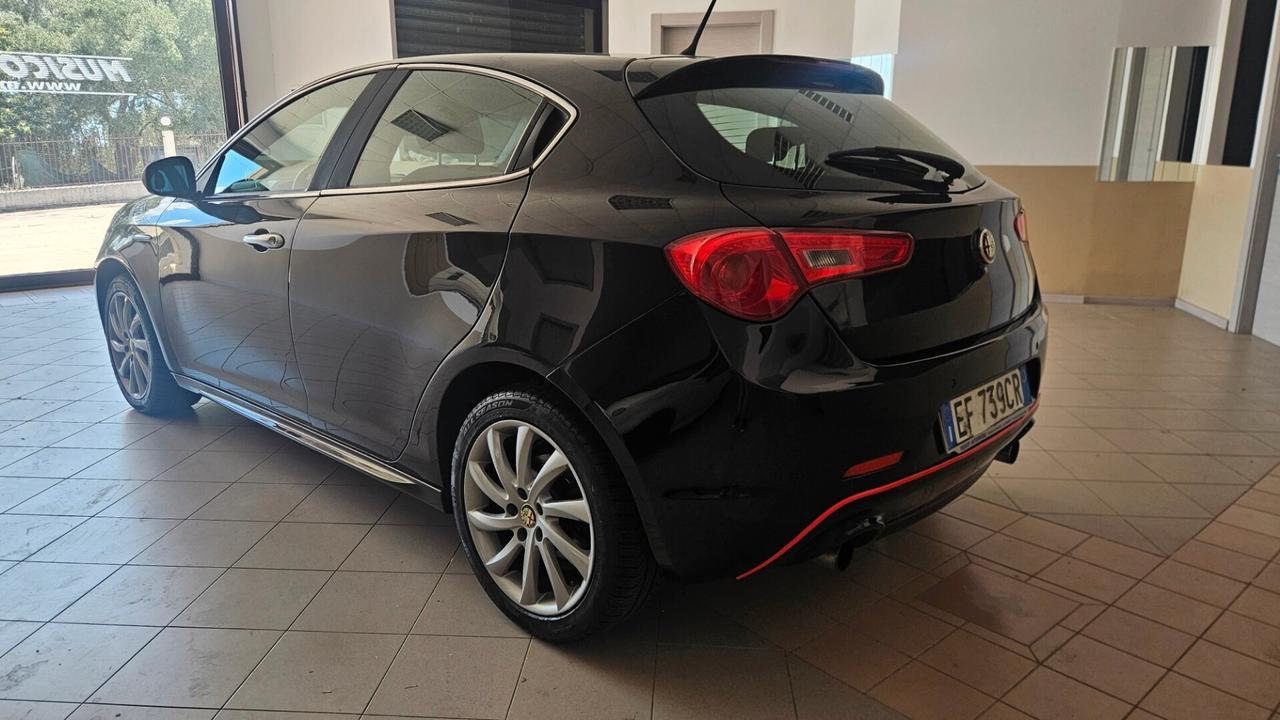 Alfa Romeo Giulietta 2.0 JTDm-2 140 CV Distinctive