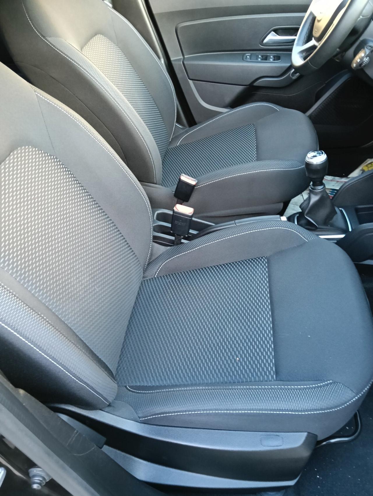 Dacia Duster 1.6 SCe GPL 4x2 Techroad