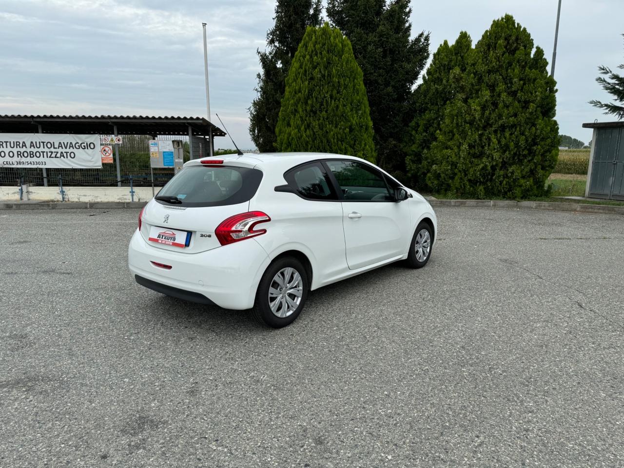 Peugeot 208 PureTech 82