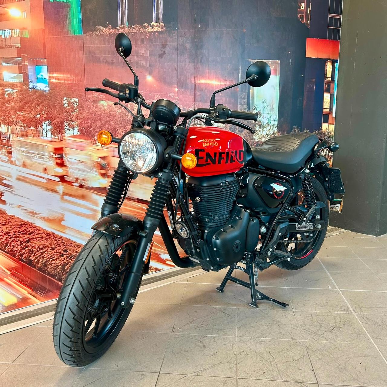 Royal Enfield HNTR 350