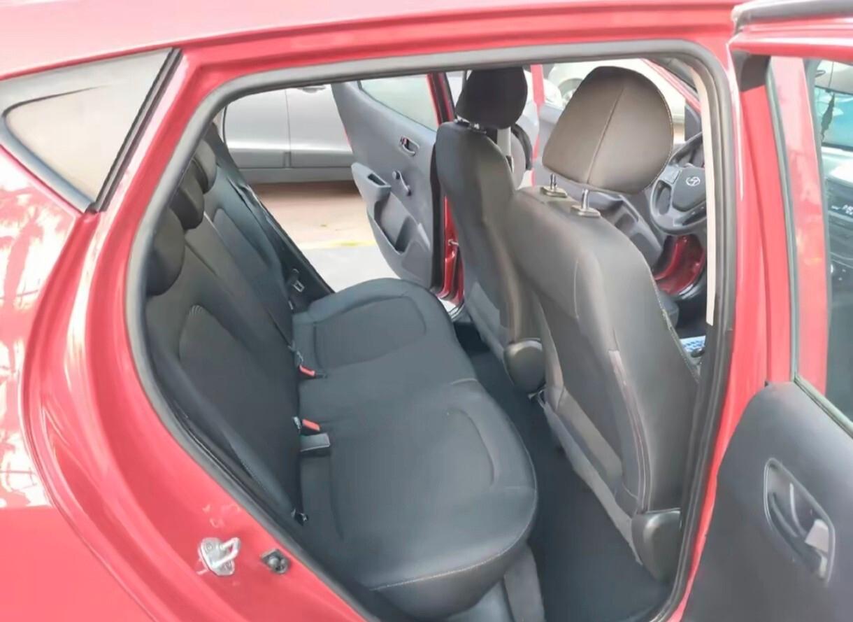 Hyundai i10 1000 BENZINA KM 85342