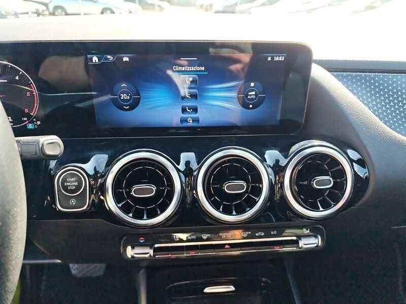Mercedes-Benz GLA GLA 180 d Progressive Advanced