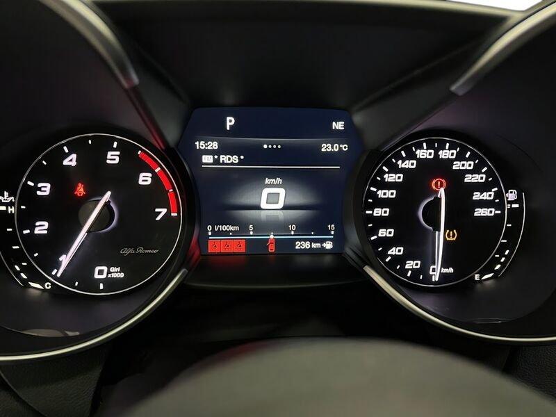 Alfa Romeo Giulia Giulia 2.0 Turbo 280 CV AT8 AWD Q4 Veloce