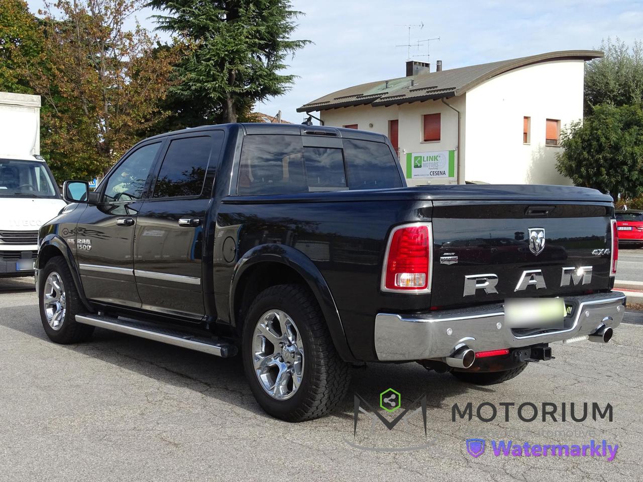 Dodge RAM 1500 AWD 5.7L V8 401CV LARAMIE AUTOCARRO