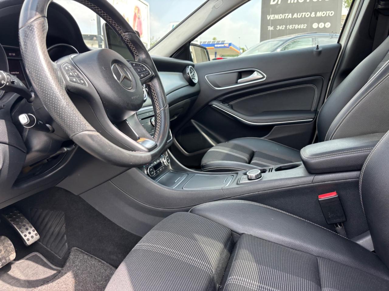 Mercedes-benz GLA 200 d Automatic Sport