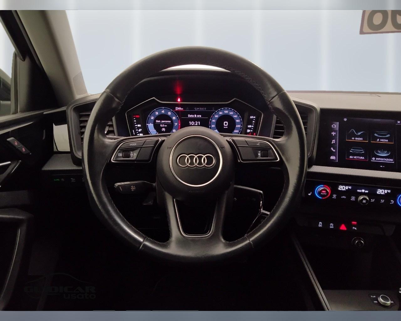 AUDI A1 II 2019 Sportback - A1 Sportback 25 1.0 tfsi