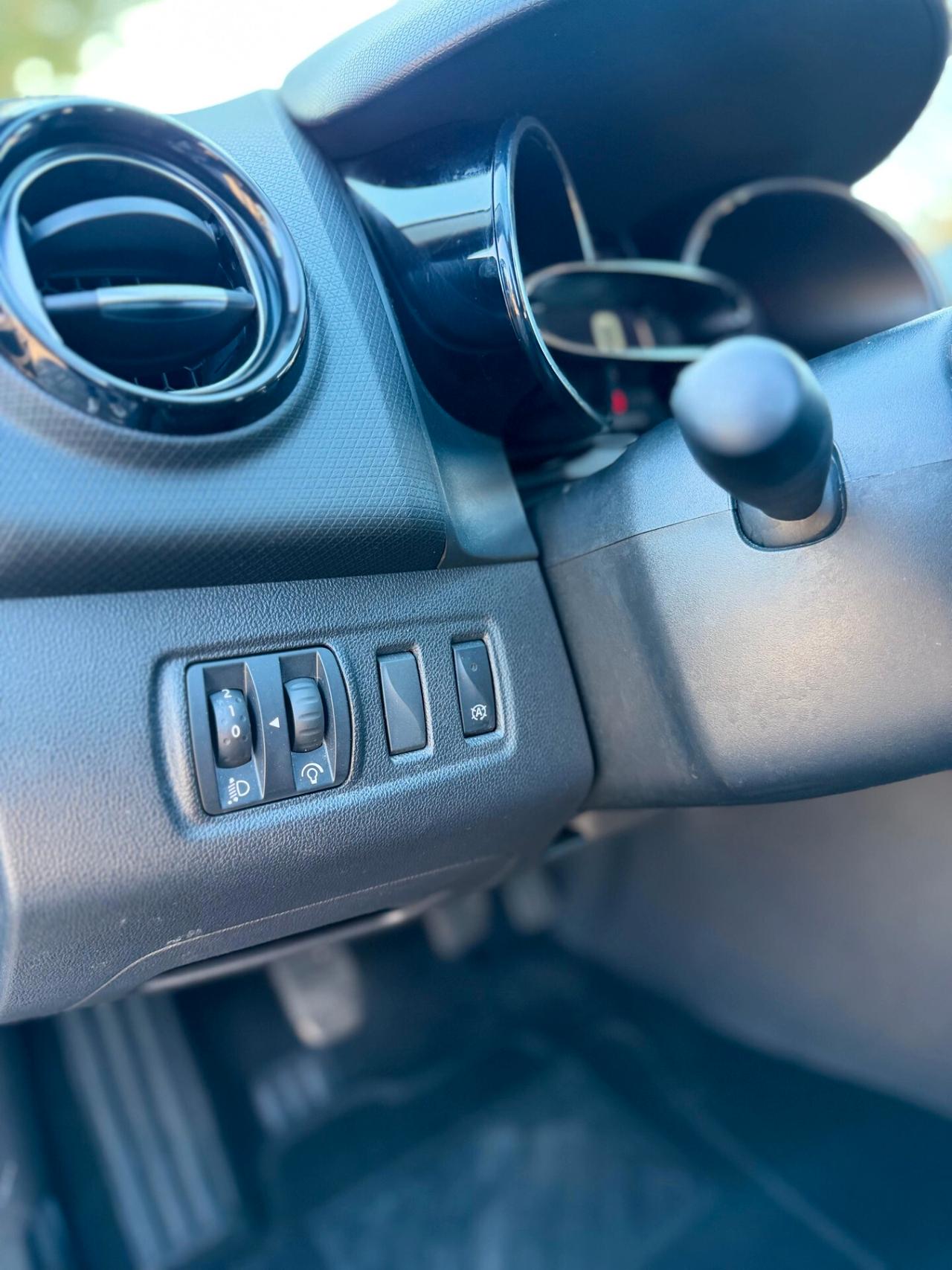 Renault Clio 1.5 dCi 5 porte Moschino Intens neopatentati