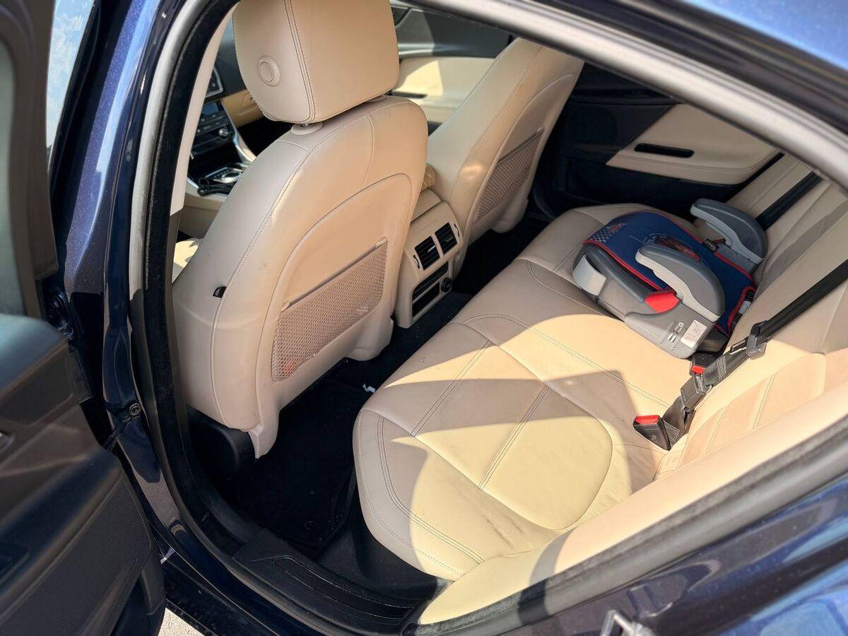 Jaguar XE Berlina XE 2.0d Prestige Business edition awd 180cv auto