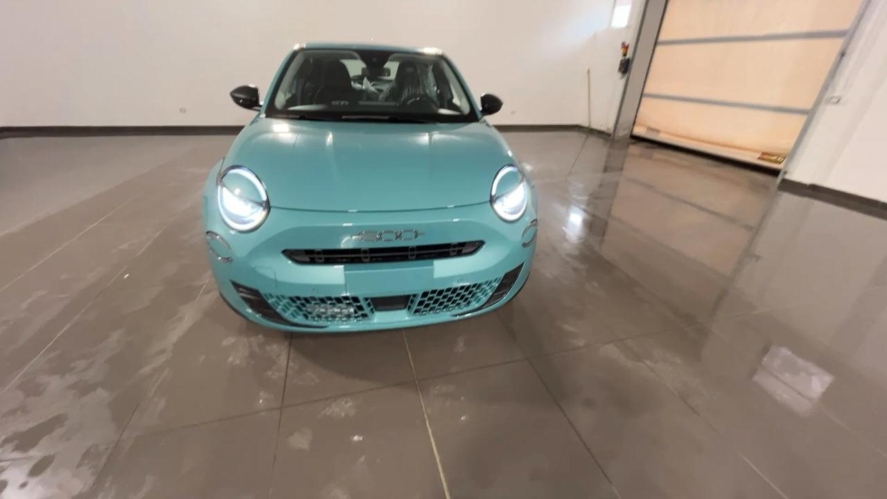 Fiat 600 Hybrid 100 CV DCT MHEV