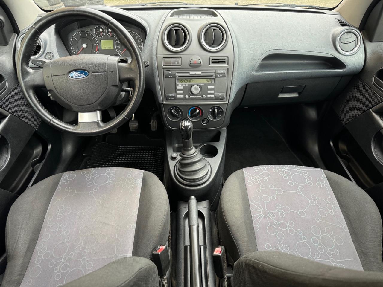 Ford Fiesta 1.2 16V 5p. Ghia - NEOPATENTATI