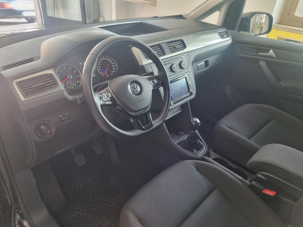 Volkswagen Caddy 1.4 TGI Highline TELECAMERA, FRONT ASSIST, NAVI