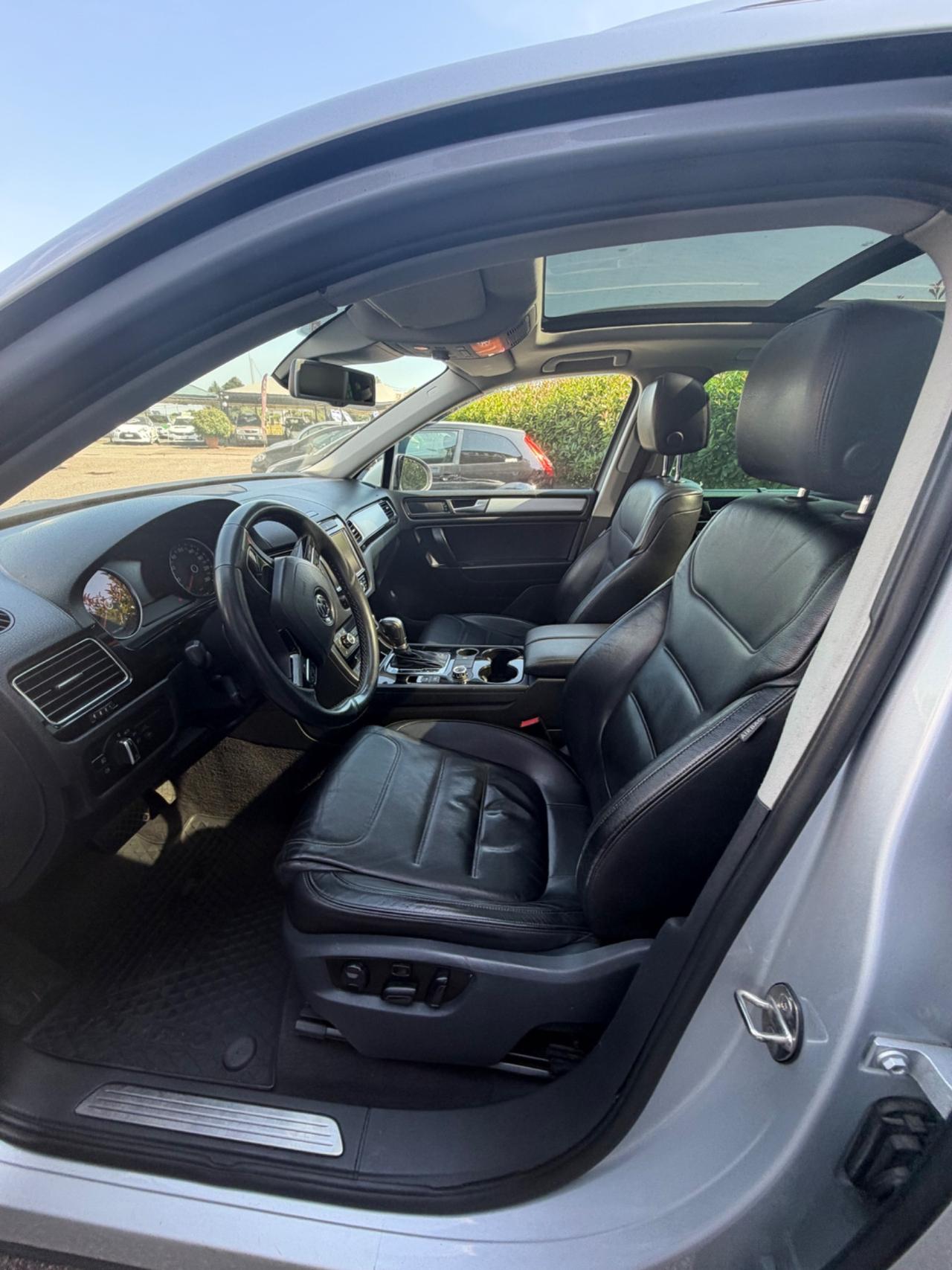Volkswagen Touareg 3.0 TDI 245 CV tiptronic BlueMotion Techn. Executive