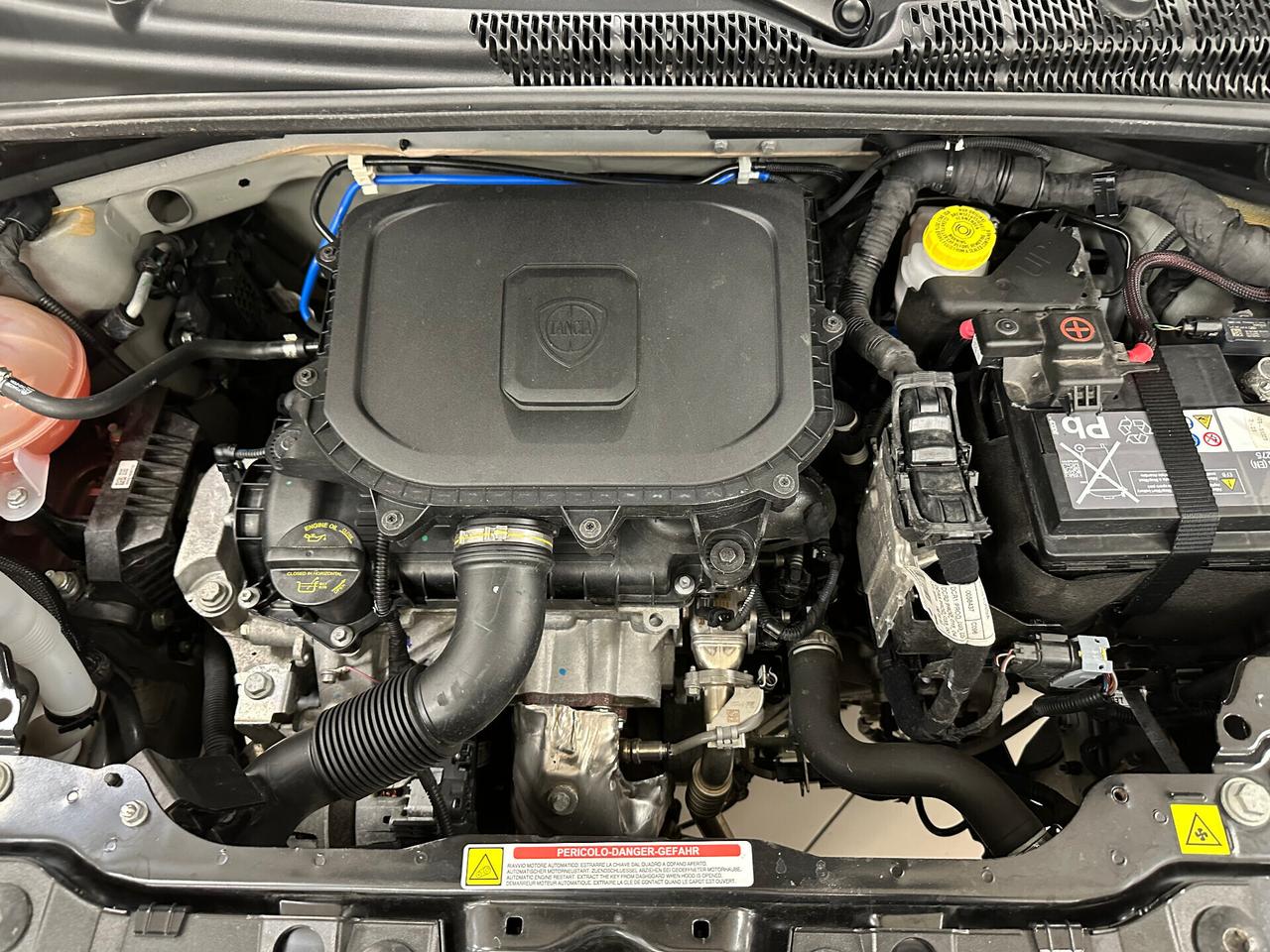 Lancia Ypsilon 1.0 FireFly Hybrid Gold Plus - 2023