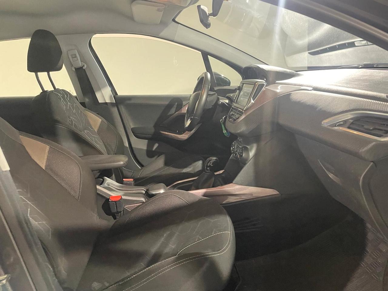 Peugeot 2008 BlueHDi 92CV PRONTA CONSEGNA NEOPATENTATI