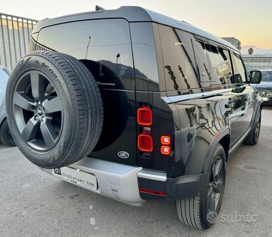 LAND ROVER Defender 110 3.0D I6 250 CV AWD Auto