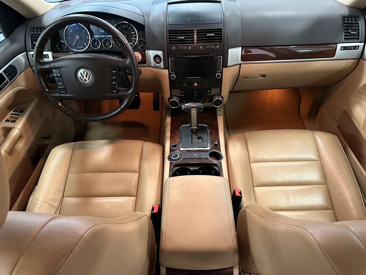 Volkswagen Touareg 3.0 V6 TDI DPF Exclusive