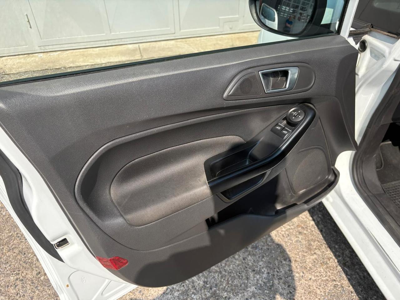 Ford Fiesta Plus 1.4 5 porte Bz.- GPL