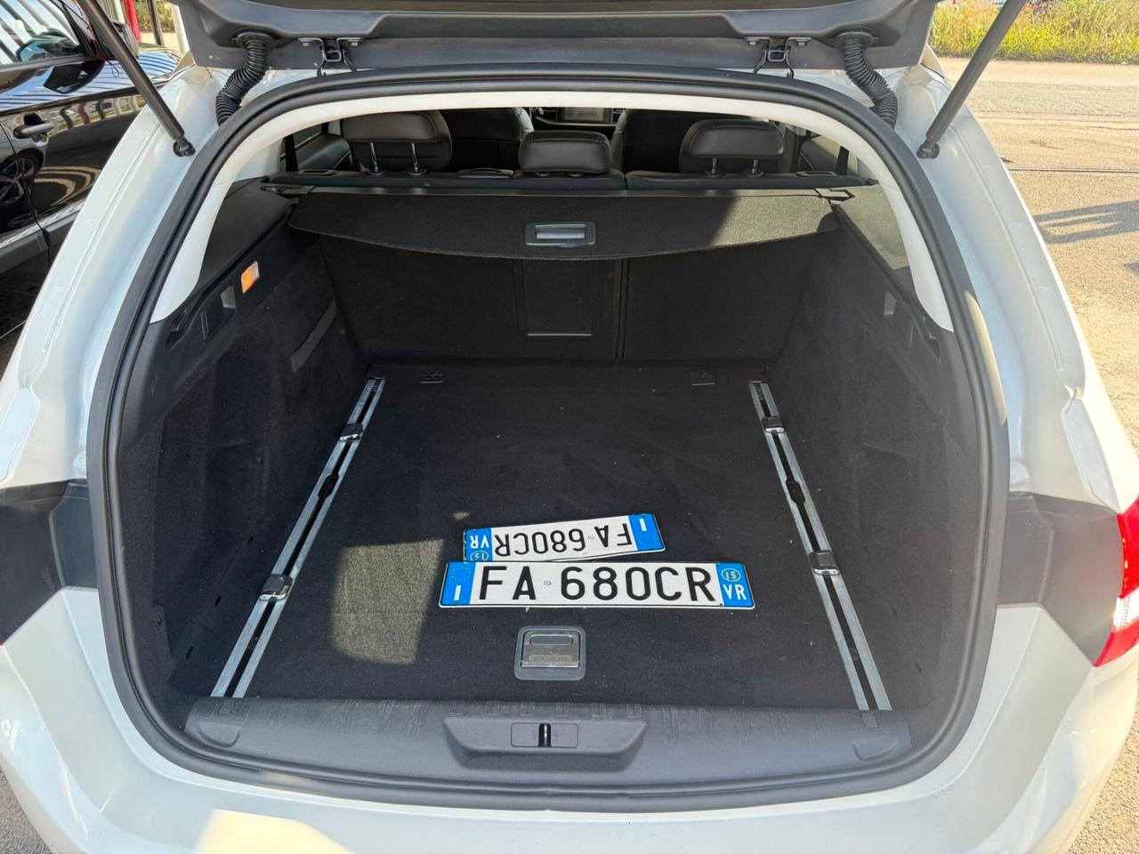 Peugeot 308 BlueHDi 120 S&S EAT6 SW Active