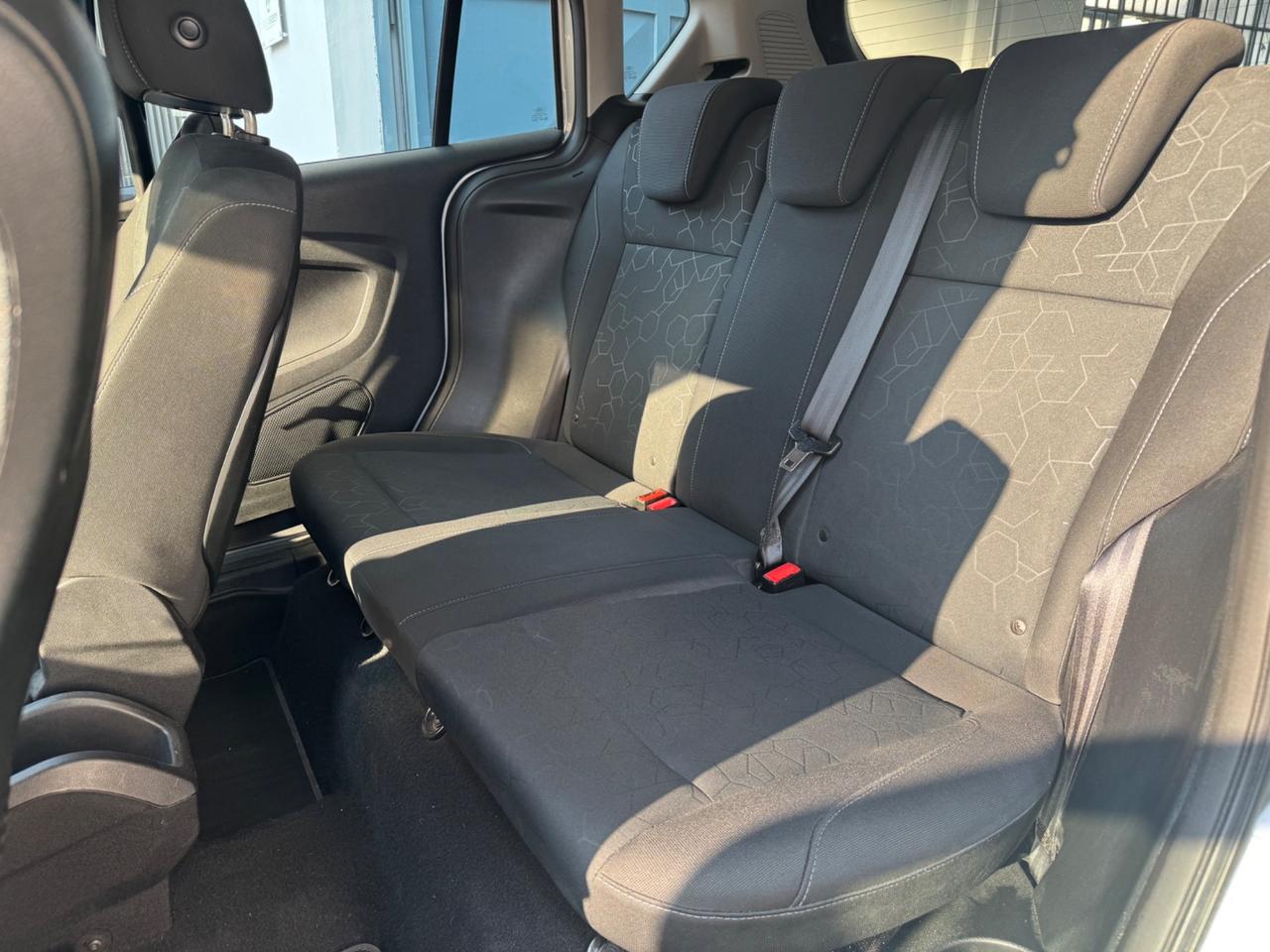 Ford B-Max 1.6 105 CV Powershift Titanium