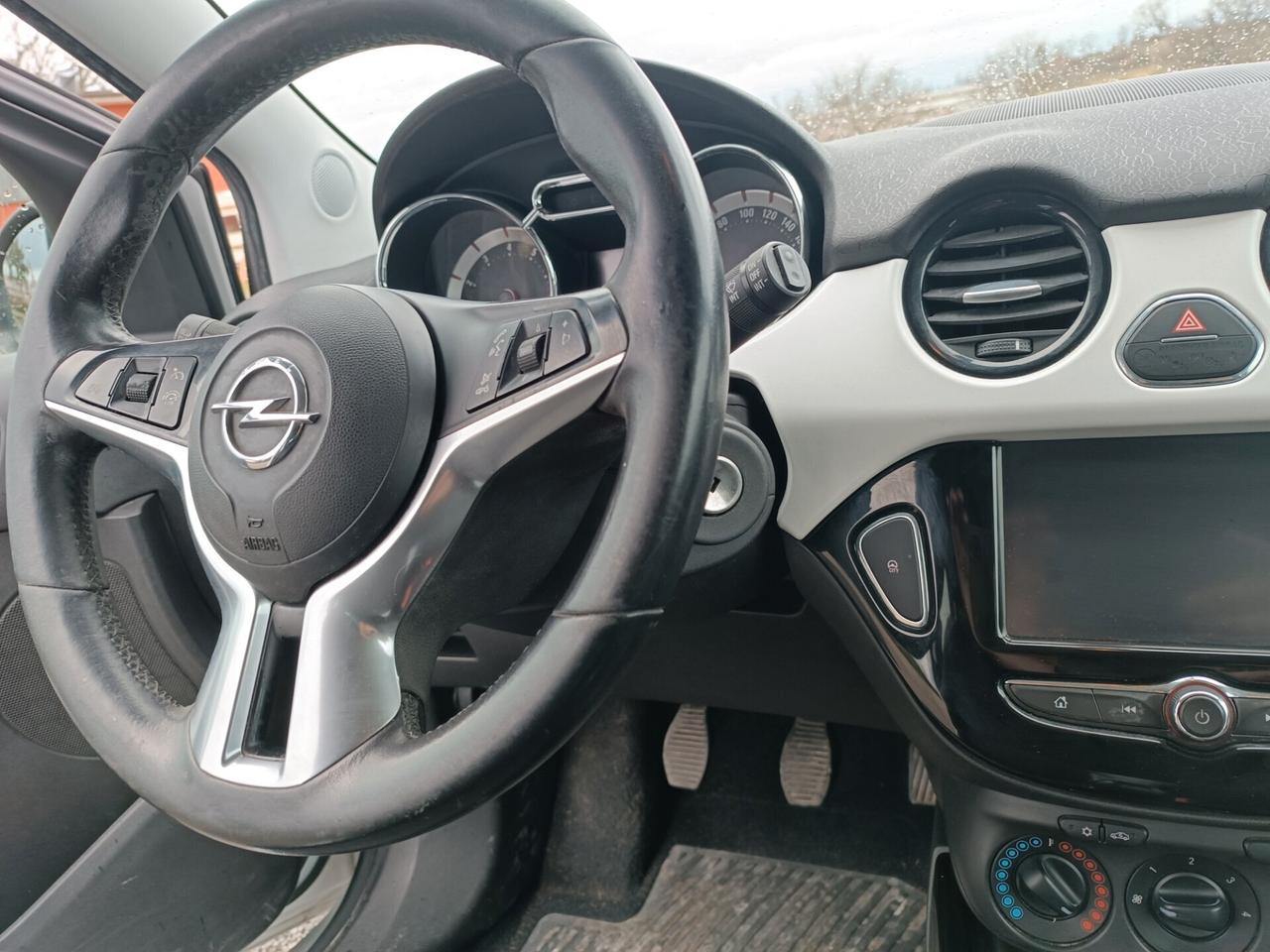 Opel Adam 2019 Neopatentati