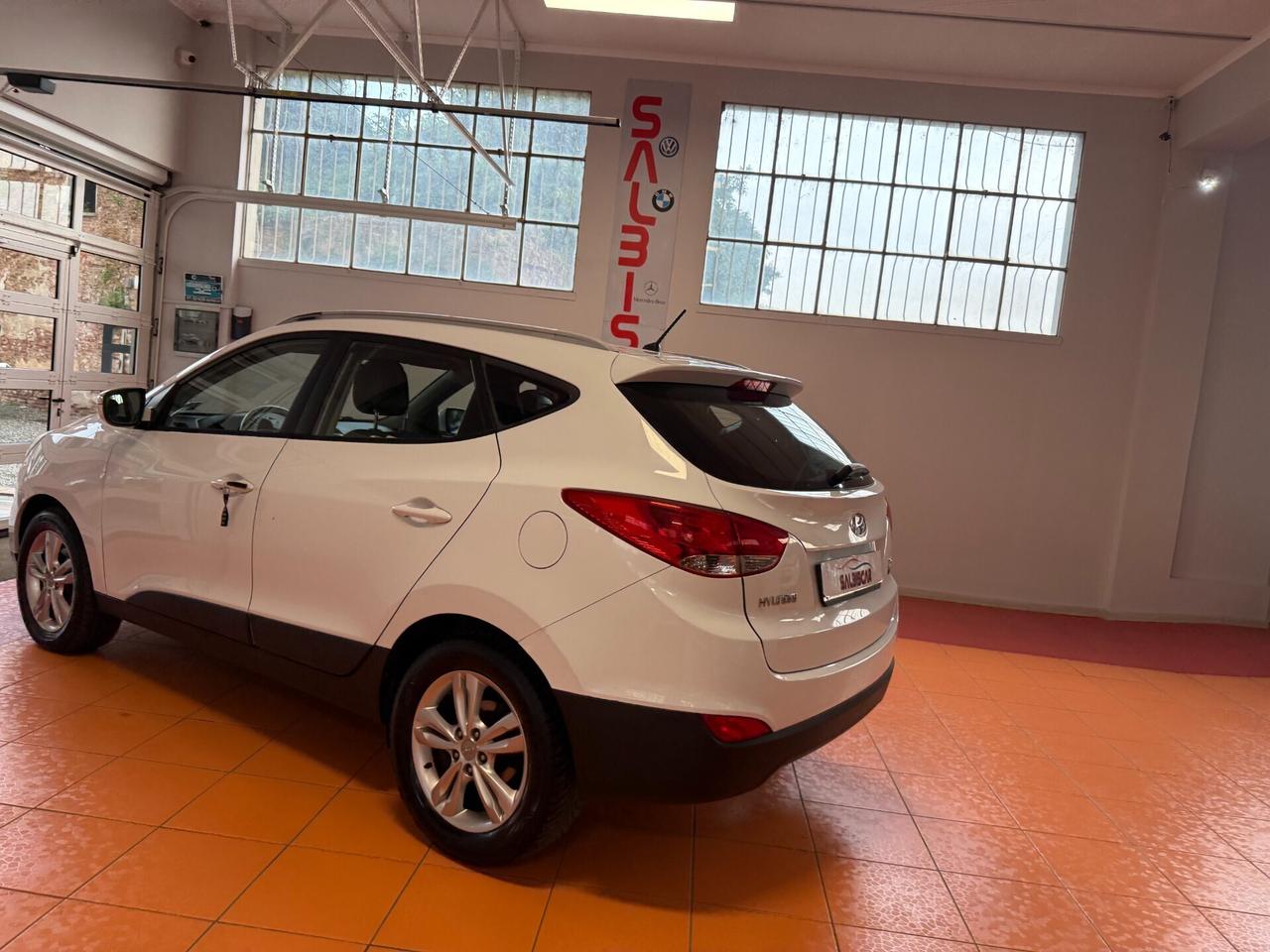 Hyundai iX35 € 3999,00 RISERVATA A COMMERCIANTI AU