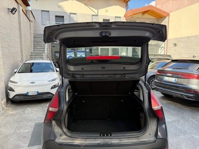 HYUNDAI Bayon 1.2 MPI MT XLine