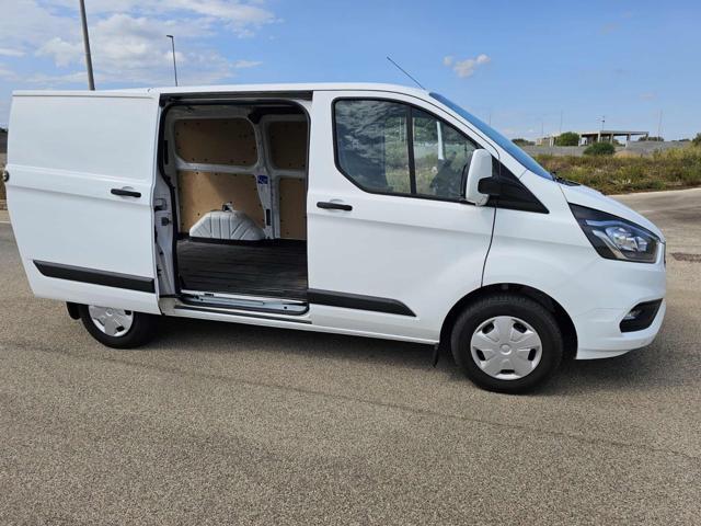 FORD Transit Custom 280 2.0 TDCi 130 PC Furgone Entry