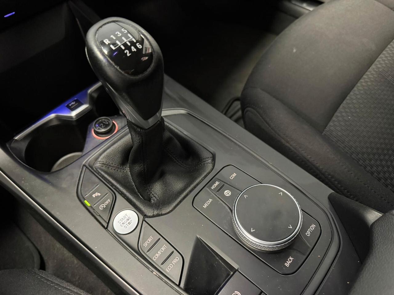 Bmw 118 118d 5p. Msport