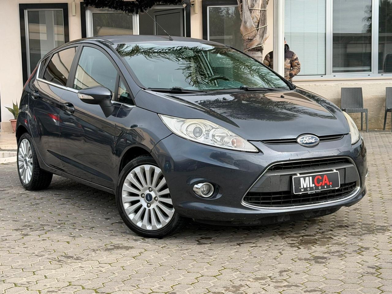 Ford Fiesta 1.4 TDCi 68CV 5 porte Titanium