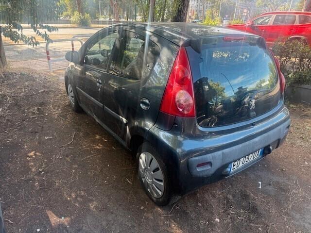 Peugeot 107 1.0 68CV 5p. Plaisir