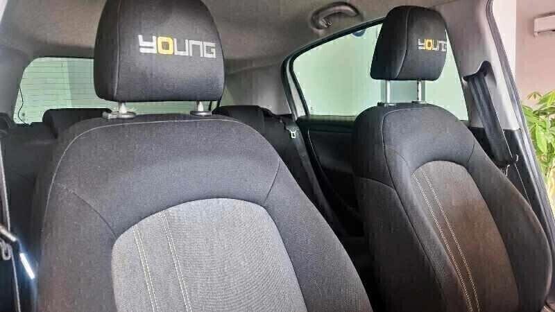 Fiat Punto 1.4 77 CV Natural Power Young