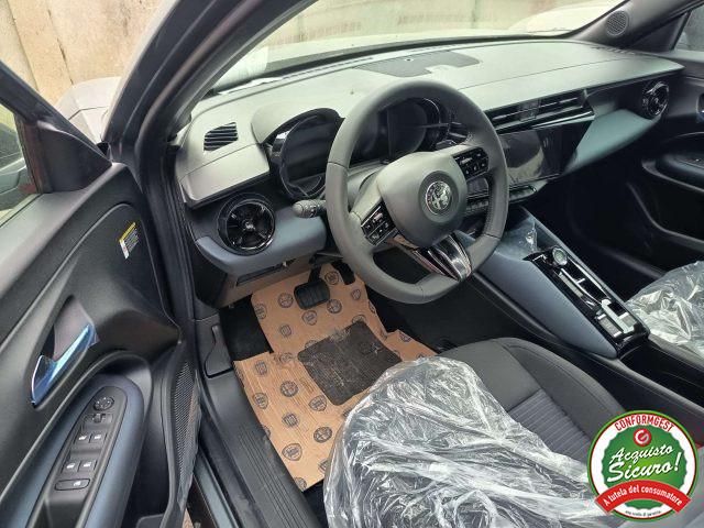 ALFA ROMEO Junior Junior 1.2 ibrida 136cv edct6 PRONTA CONSEGNA