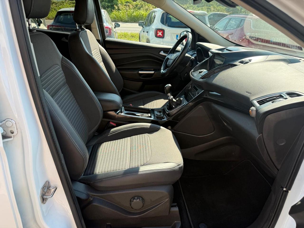 Ford Kuga 1.5 TDCI 120 CV S&S 2WD Titanium