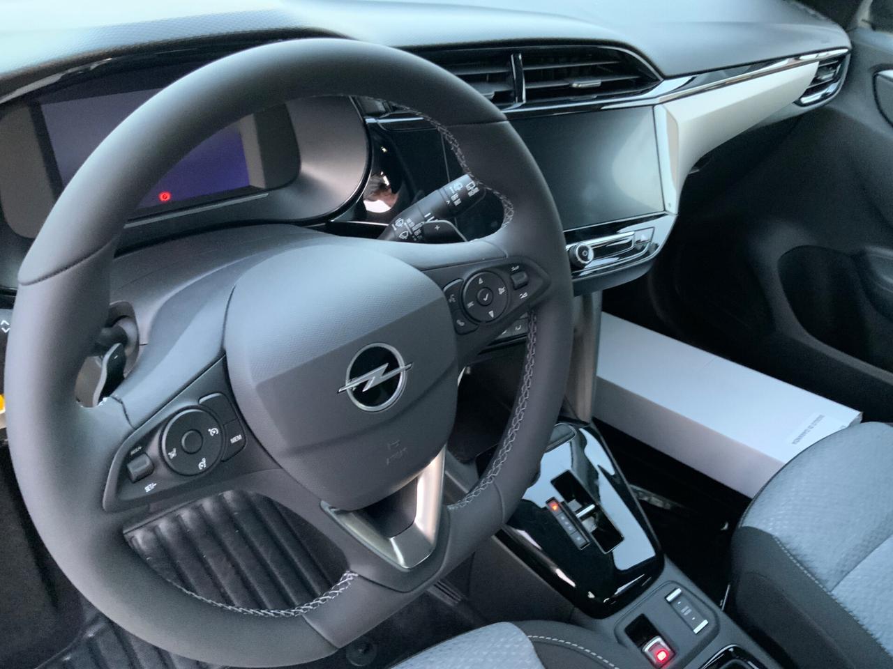 Opel Corsa Hybrid 110 CV aut. Edition