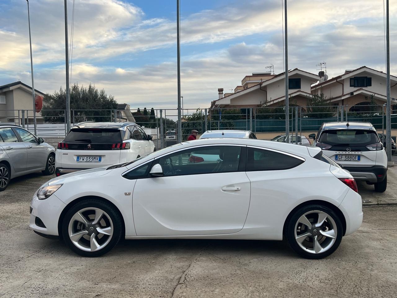 Opel Astra GTC 1.4 Turbo 140CV S&S 3 porte Elective