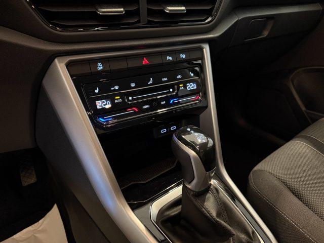 VOLKSWAGEN T-Roc 2.0 TDI DSG Life Navi App Connect LED Bluetooth