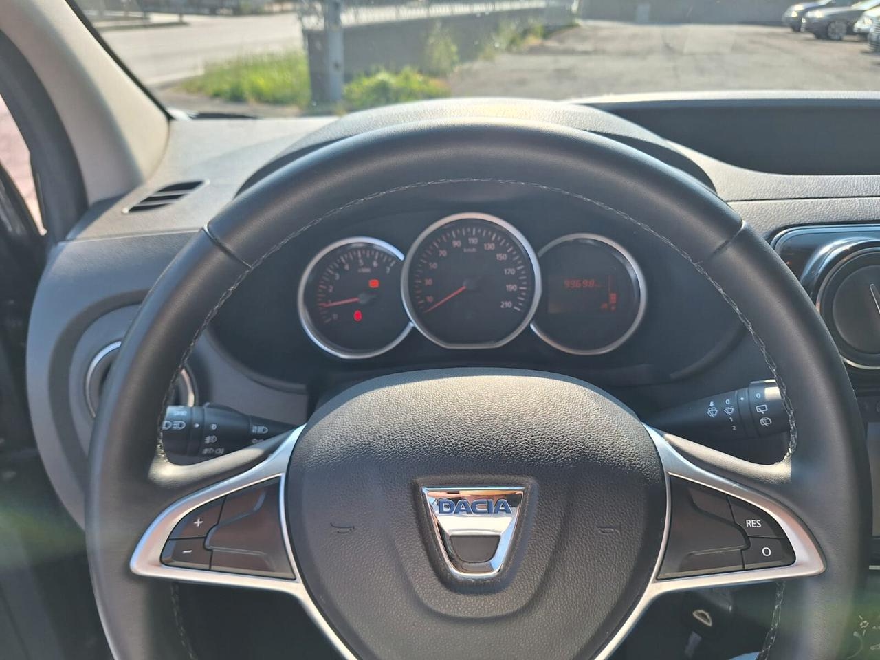 Dacia Dokker ADATTA DISABILI SEDILE PASSEGGERO GIREVOLE 1.5 dCi 8V 90CV Start&Stop Serie Speciale Wow