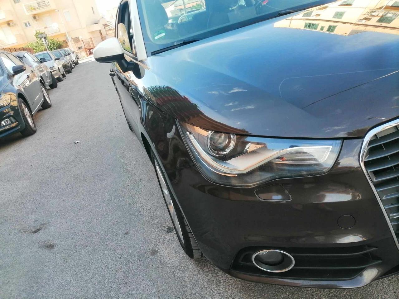 AUDI A1 Ambition 1.6 Tdi DIESEL 105 cv 2012 FULL Eu