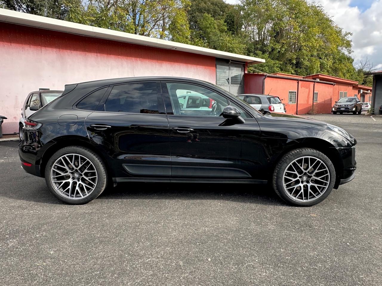 Porsche Macan iva inclusa pelle cocoa cerchio 21 scarichi