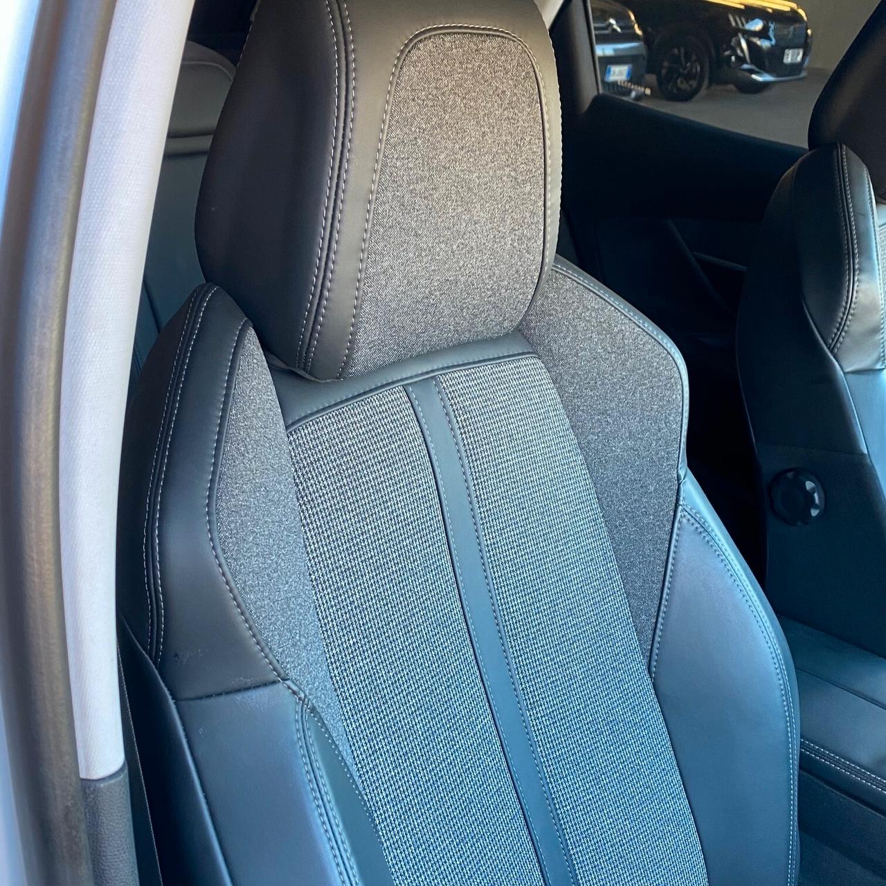 Peugeot 3008 BlueHDi 120 S&S Allure