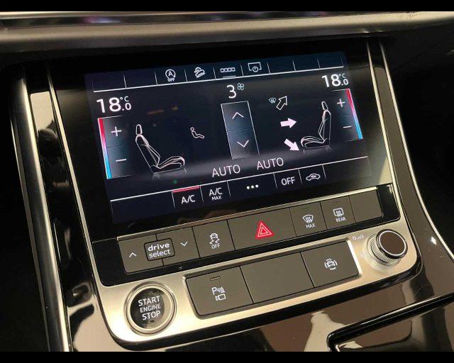 AUDI Q8 45 TDI quattro tiptronic