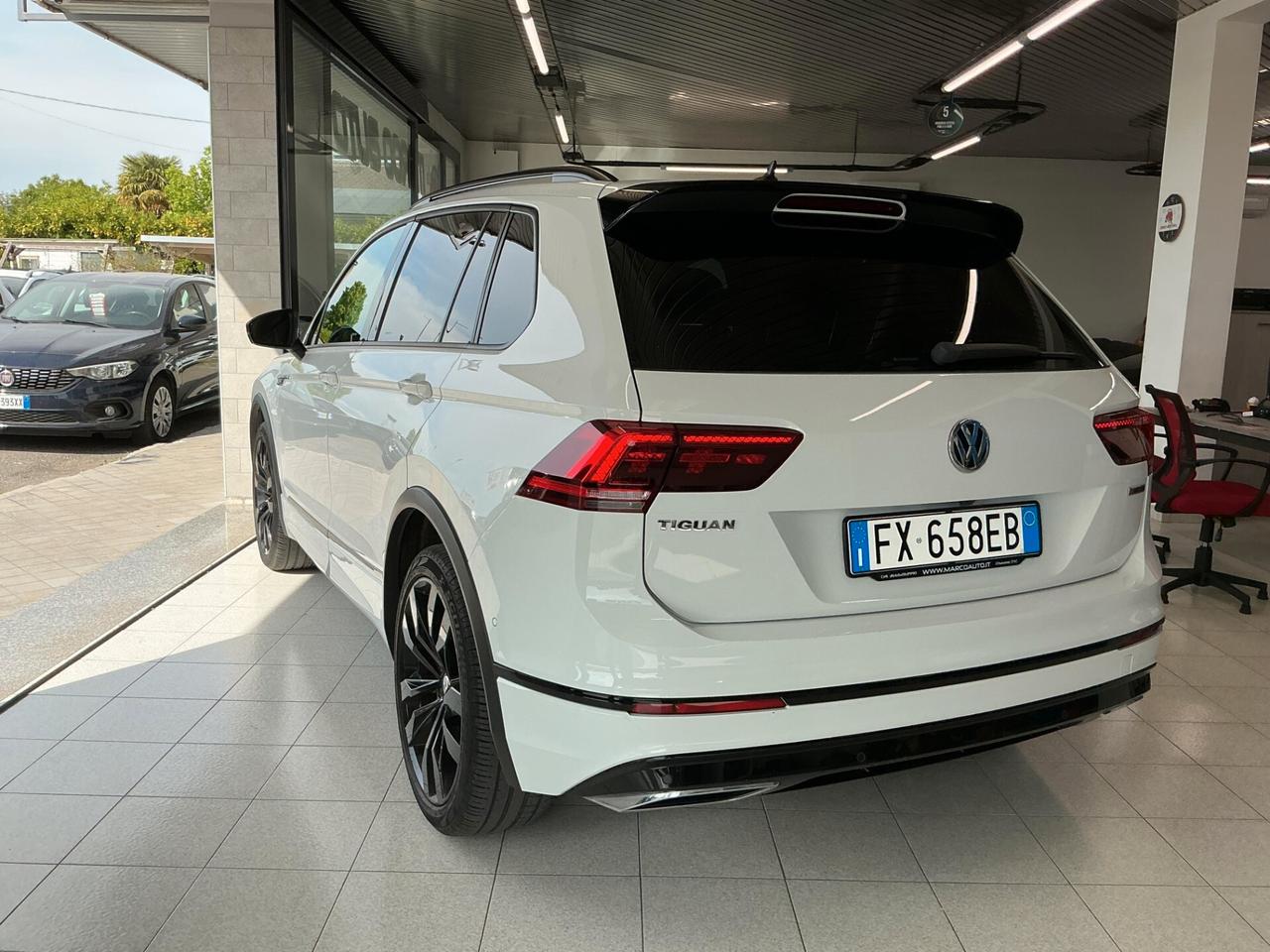 Volkswagen Tiguan 2.0 Diesel R-Line Cambio Automatico 4x4