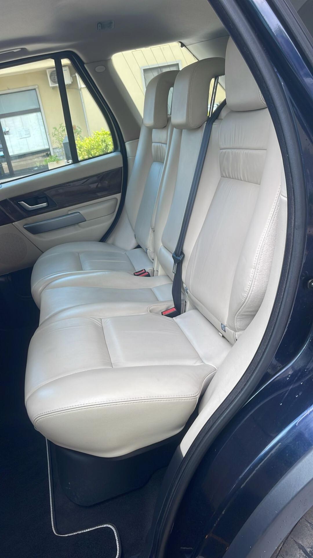 Land Rover Range Rover Sport Range Rover Sport 2.7 TDV6 HSE